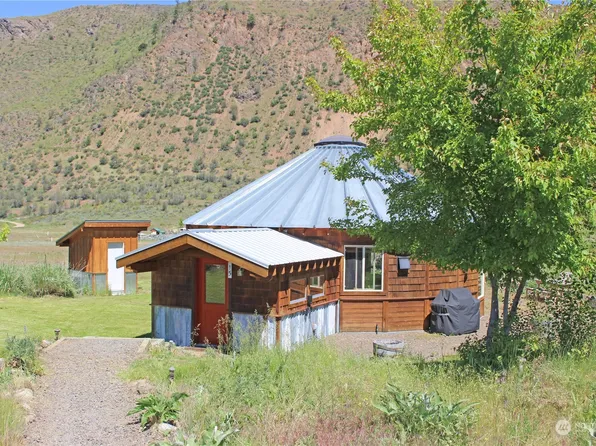 15 Bench Drive, Winthrop, WA 98862
