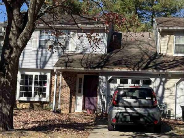 106 Banwell Ln