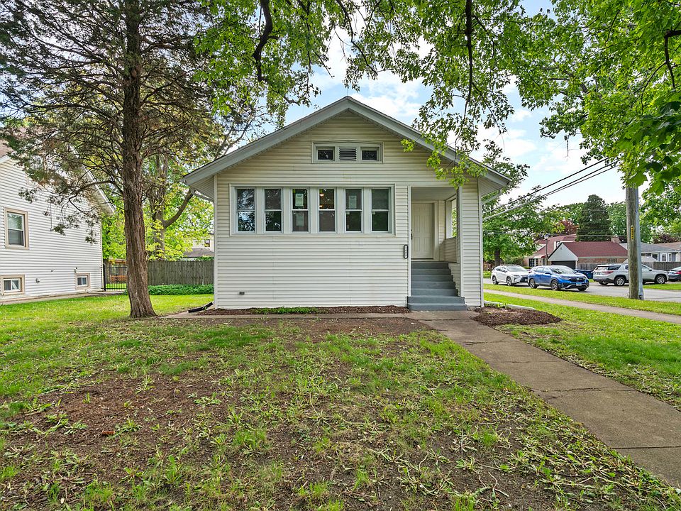 1st image of 1400 S 17th Ave