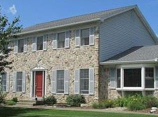 3819 Pheasant Hill Dr, Allentown, PA 18104