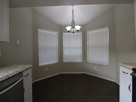 4th image of 4734 N Laird Way