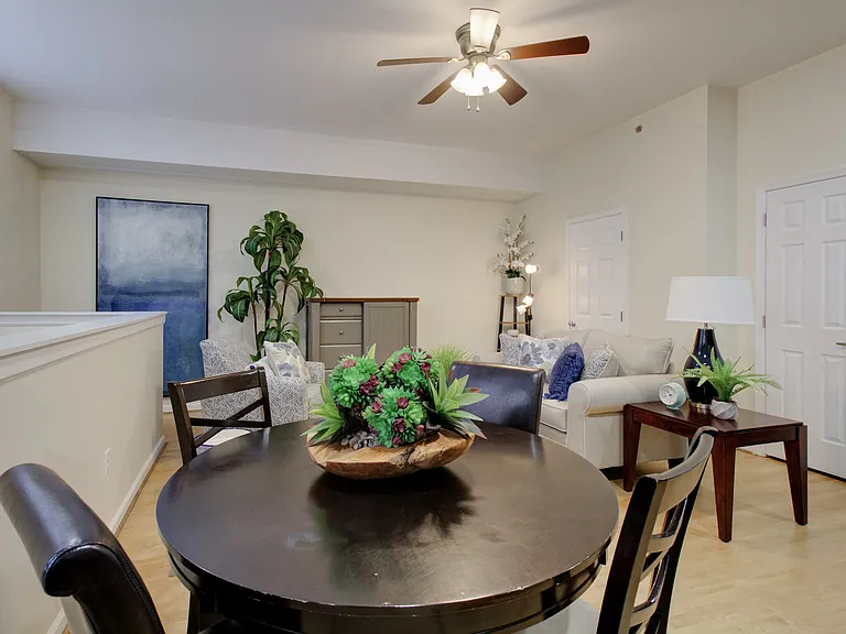 Garland Rodes Apartments — Photo 26