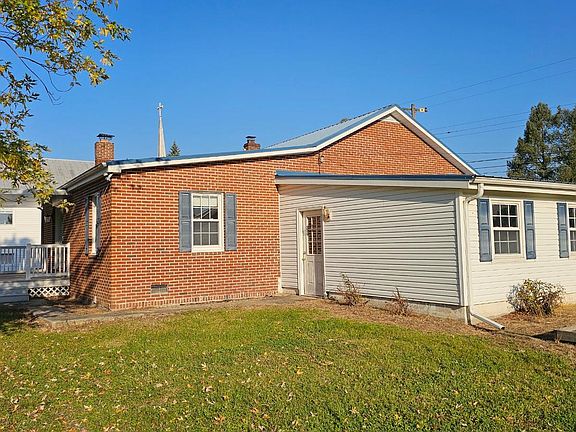 4th image of 14815 Clear Spring Rd