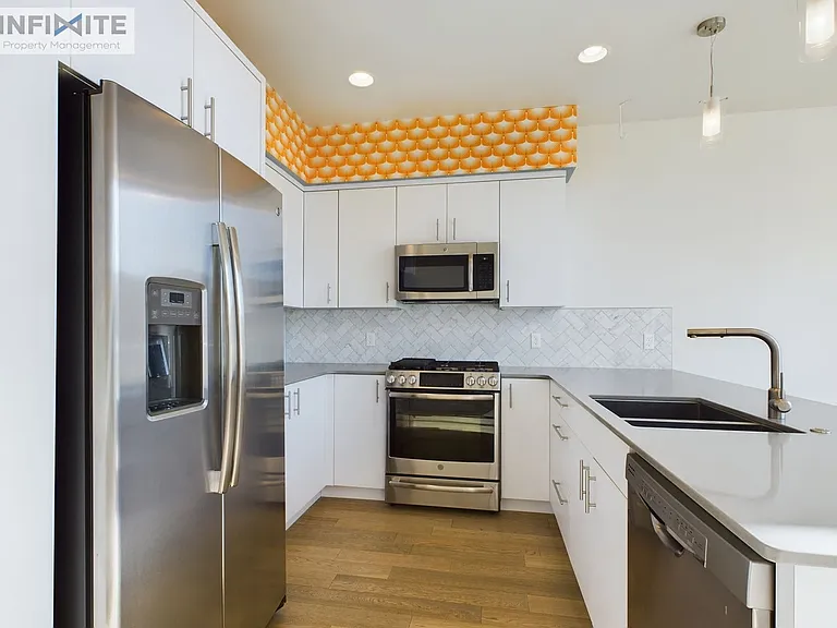 3864 Blondie St — Photo 22