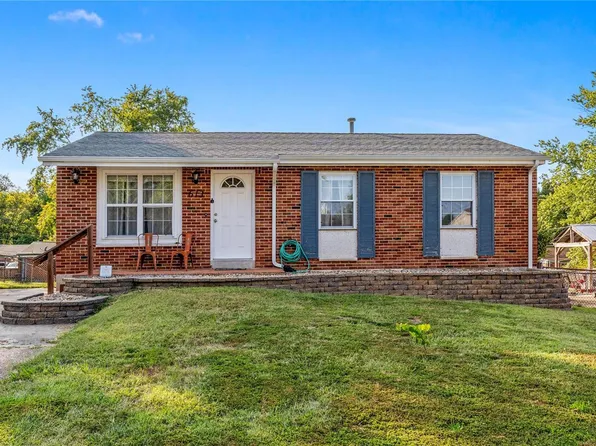 613 Schmelz Dr, Eureka, MO 63025