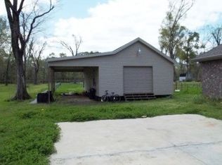 102 Coon Dr, Thibodaux, LA 70301