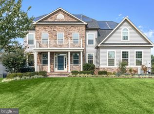 18311 Chelsea Knolls Dr, Mount Airy, MD 21771