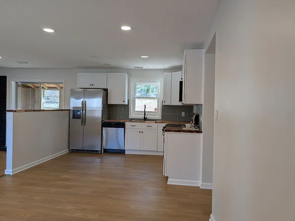 945 Summers Rd, Valdese, NC 28690