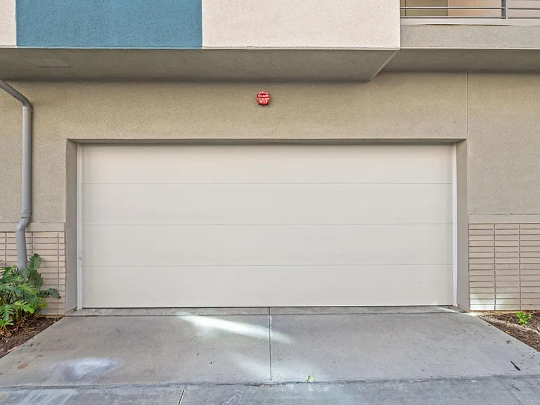 107 Citysquare — Photo 37