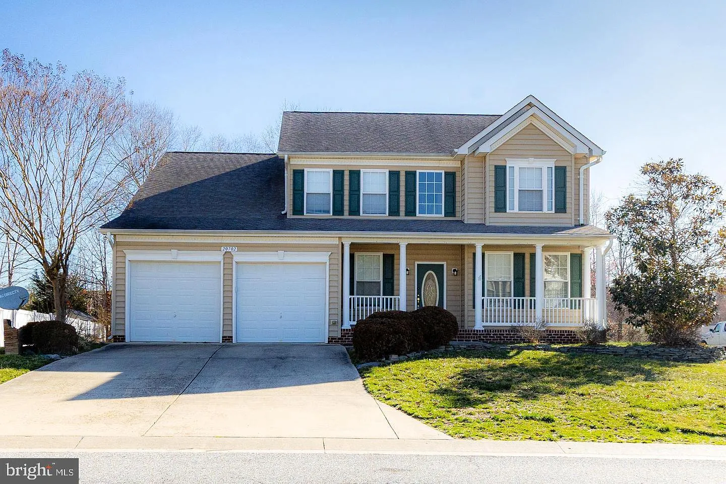 5 bed, 3.5 bath, 4330 sqft, $2,800 — Photo 2