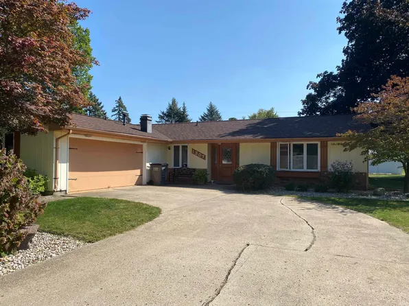 1307 Oriole Dr, Warsaw, IN 46580