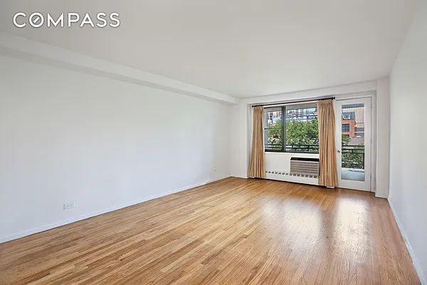 Sold by Compass | media 2