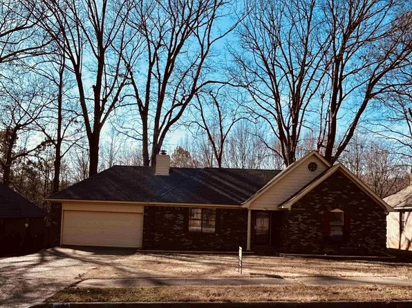 1165 Harpeth Dr, Bartlett, TN 38134