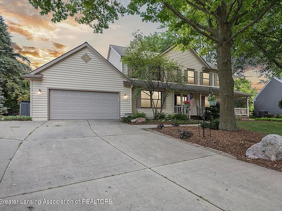 2nd image of 3926 Crooked Creek Dr
