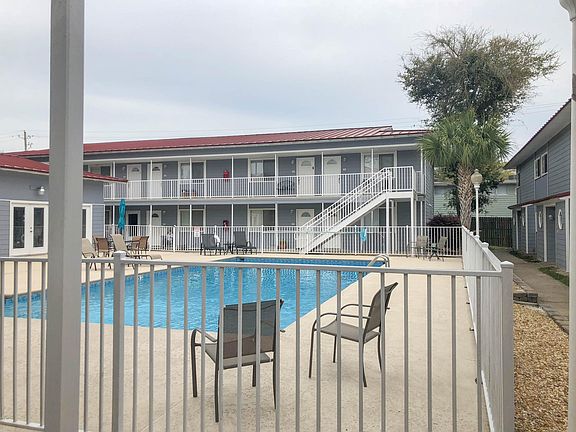 4th image of 1664 Beach Blvd #51