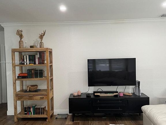 2nd image of 35 Edgewater Dr APT 206