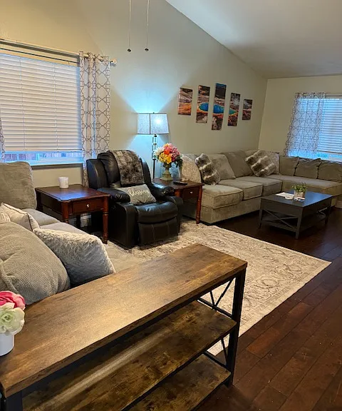 9820 Tiberias Ct — Photo 10