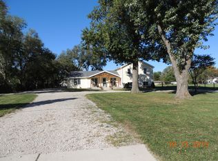 3825 SE Croco Rd, Topeka, KS 66609