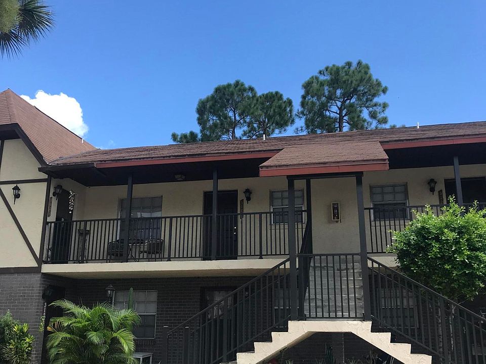 1st image of 3125 Sir Hamilton Cir #7