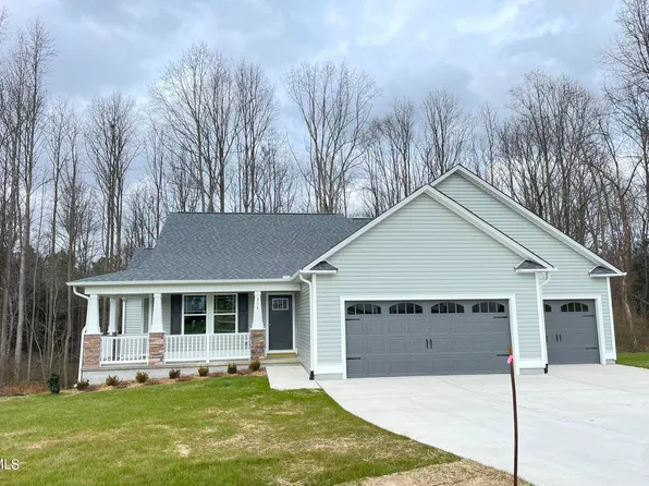 314 Paint Horse Dr, Benson, NC 27504