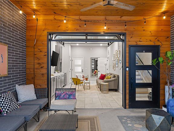 5th image of 1505 Jefferson St #105