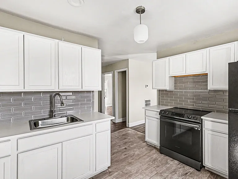 2604 Booker Ave — Photo 16