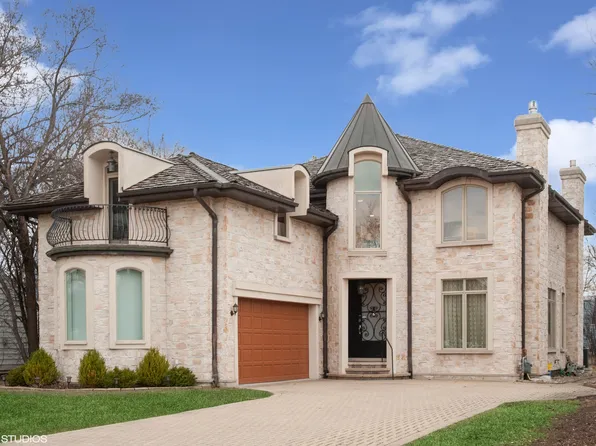 3214 Springdale Ave, Glenview, IL 60025