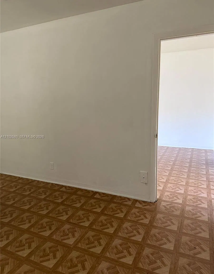 1 bed, 1.0 bath, $1,400 — Photo 4