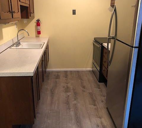 4th image of 218A Buckingham Ct