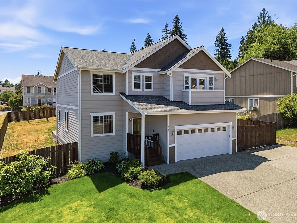 1st image of 3231 NE Louann Court