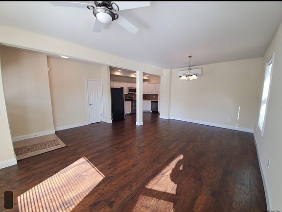 2nd image of 610 Park Ave #1