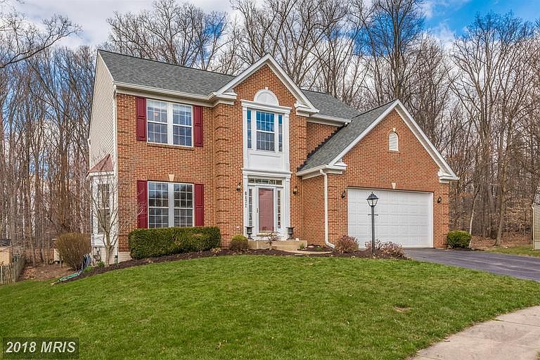 Welcome home to Saddlebrook Lane!