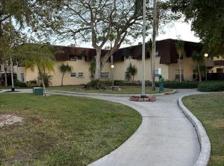 9108 SW 137th Ter APT H, Miami, FL 33176