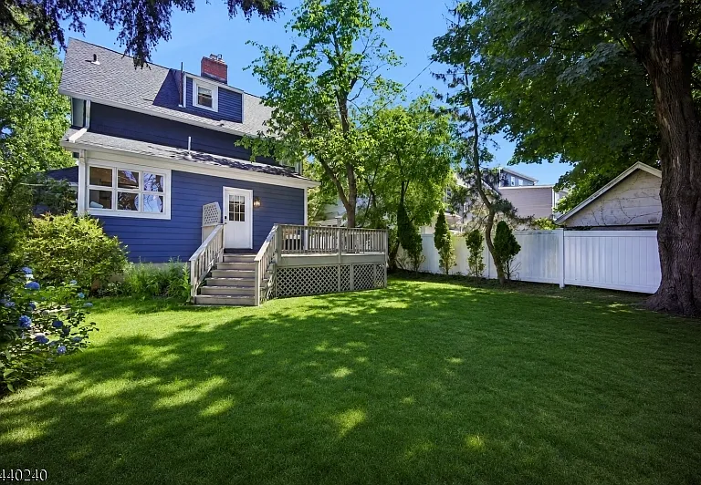 10 Mountain Pl — Photo 18