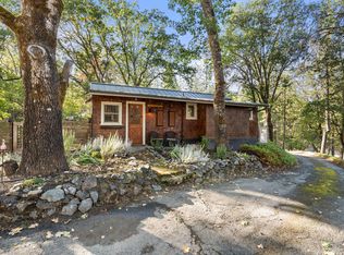 151 Ewe Creek Rd, Grants Pass, OR 97526