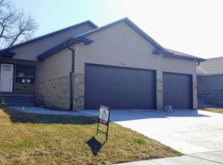 5134 Betty Lou Blvd, Lincoln, NE 68516