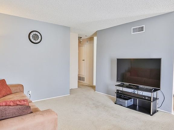 4th image of 1179 N Barston Ave