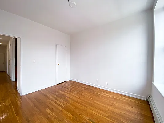 Rented by MAPT Residential LLC | media 4