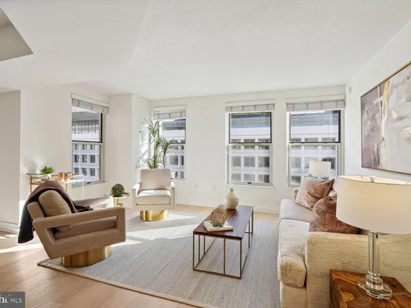 915 E St NW, Washington, DC 20004