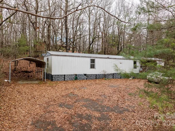 10 Bird Song Rd, Penrose, NC 28766