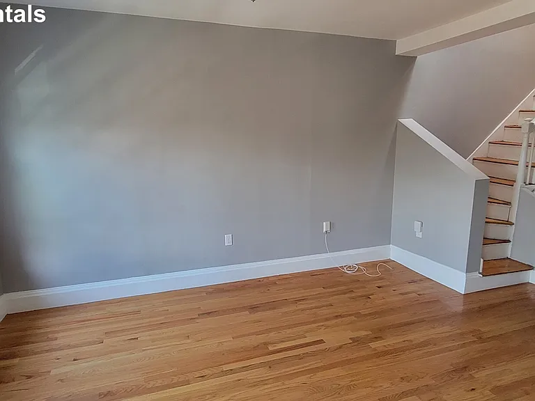 1 Mount Pleasant Pl #2 — Photo 6