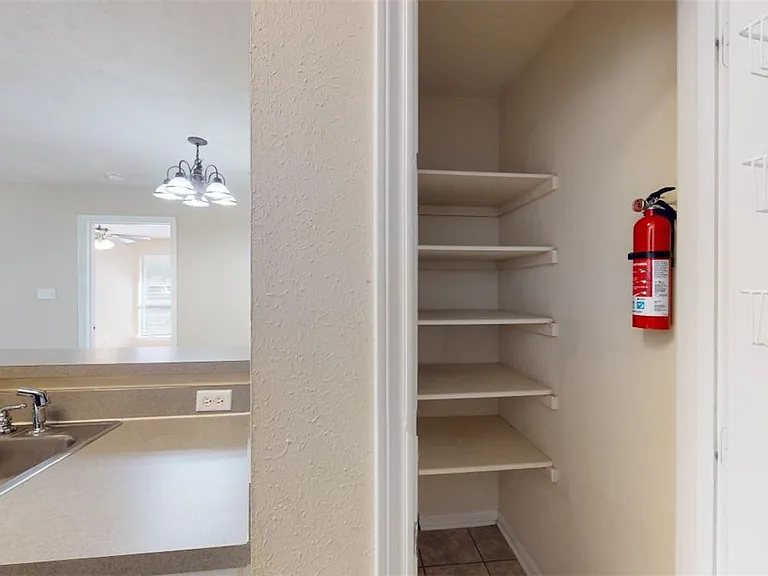 1141 Oney Hervey Dr — Photo 8