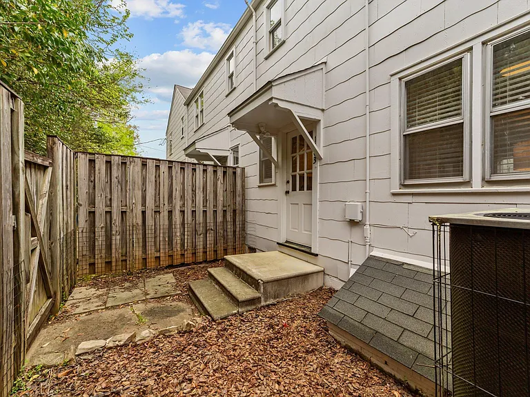 1103A Nichols Dr — Photo 21