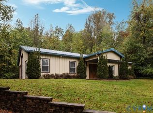 563 Park View Dr, Luray, VA 22835