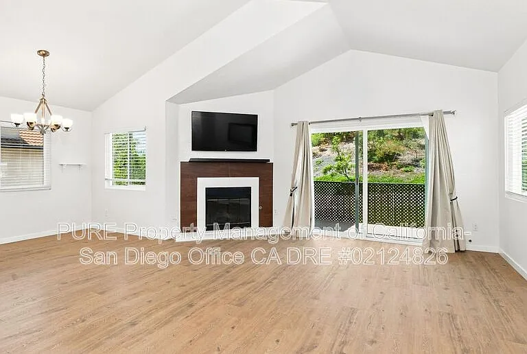11305 Avenida De Los Lobos #C — Photo 4