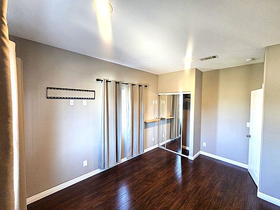 5th image of 13721 Yoak St