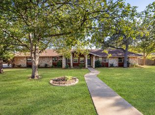 806 Country Club Rd, Georgetown, TX 78628