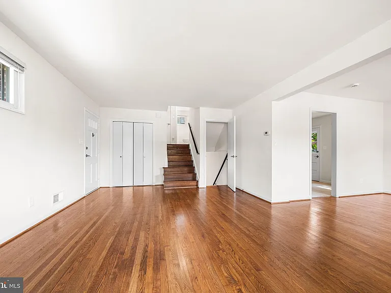 5313 Taney Ave — Photo 7