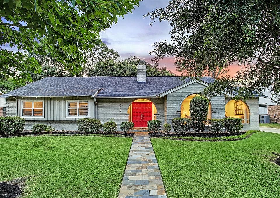 1st image of 9726 Moorberry Ln