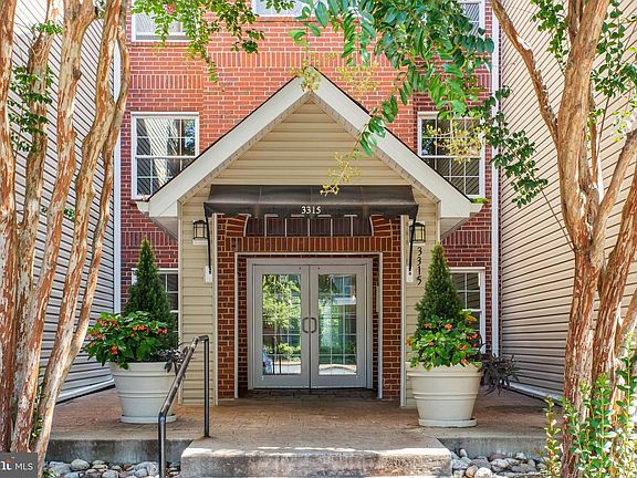 2nd image of 3315 Wyndham Cir APT 1224